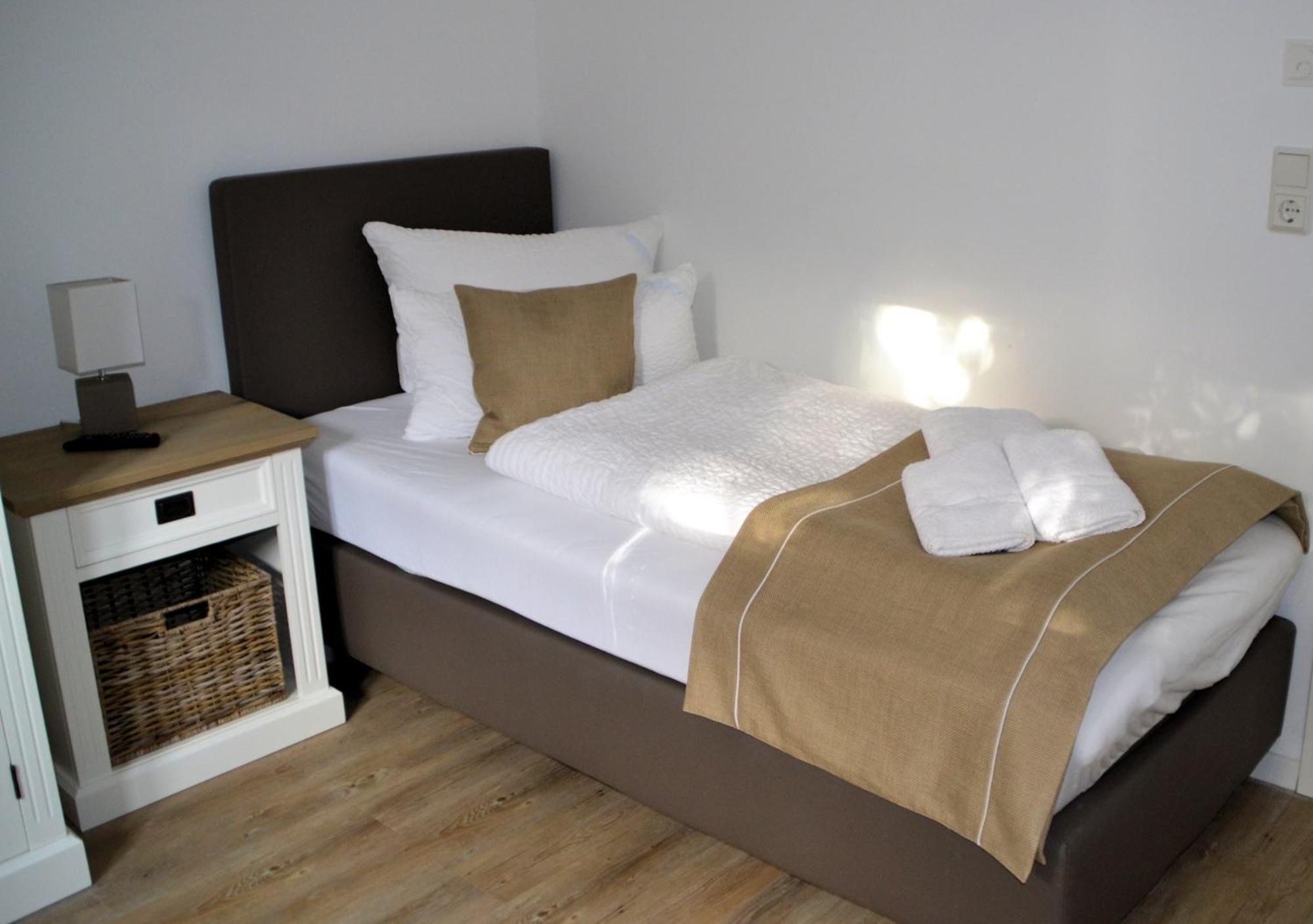 Villa Am Januspark Йюст Экстерьер фото