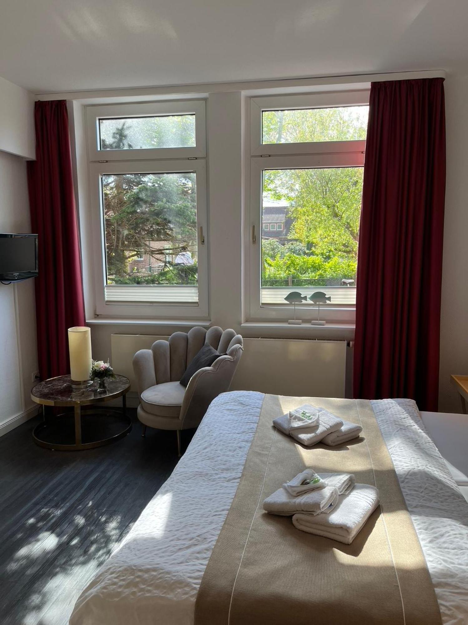 Villa Am Januspark Йюст Экстерьер фото